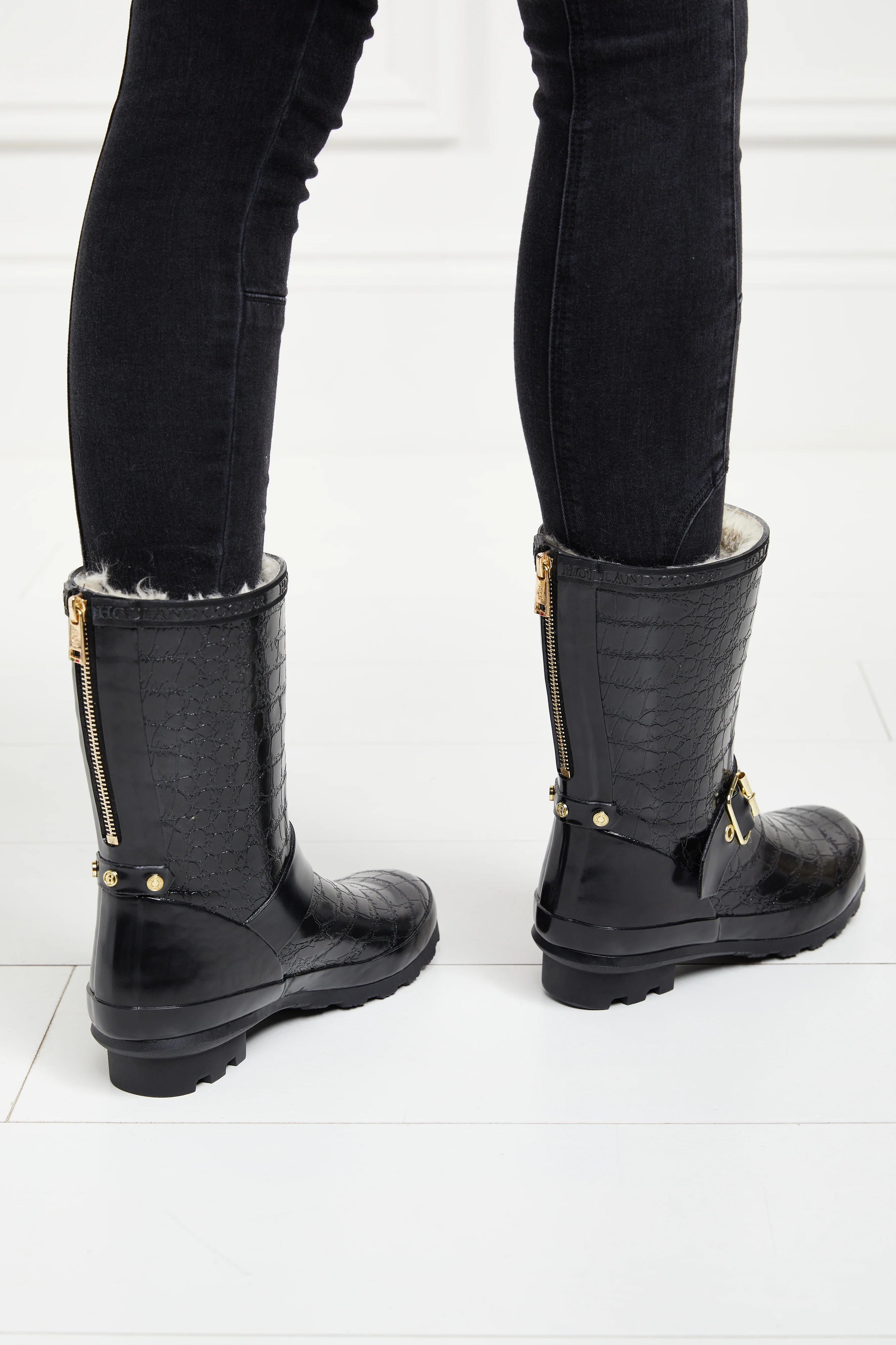 Sherpa Lined Chelsea Wellington (Black Croc) - Image 7