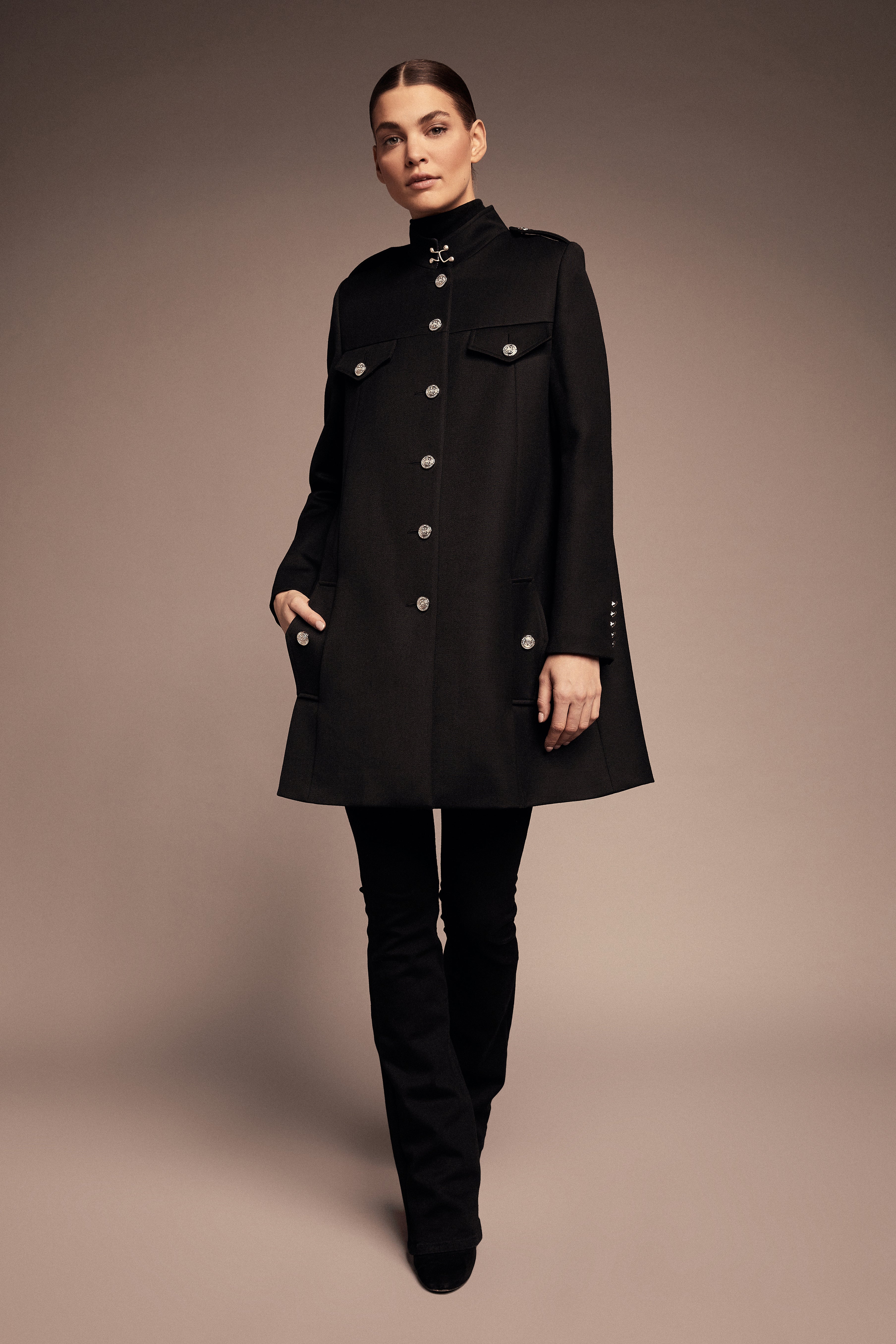 The Jubilee Highbury Cape Set (Black Twill) - Image 15